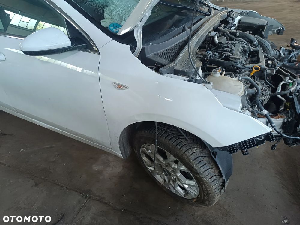 Kia Ceed 1.5 T-GDI DCT7 OPF Vision - 20