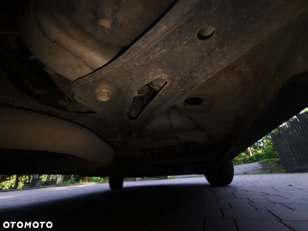 Toyota Yaris 1.33 VVT-i Lounge - 21