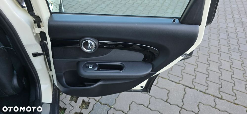 MINI Clubman Cooper D Estate Edition - 26