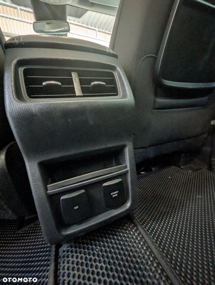 Ford S-Max 2.0 TDCi ST-Line - 24