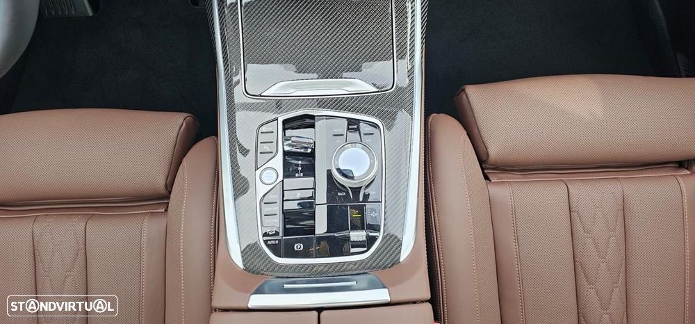BMW X7 40 d xDrive Pack M Desportivo Pro - 8