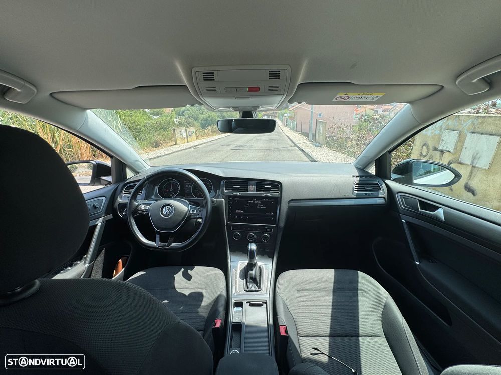 VW e-Golf AC/DC - 17