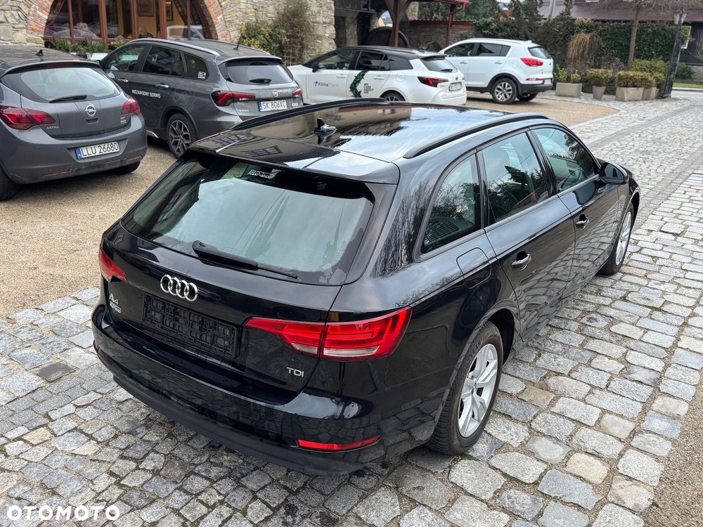 Audi A4 Avant - 10