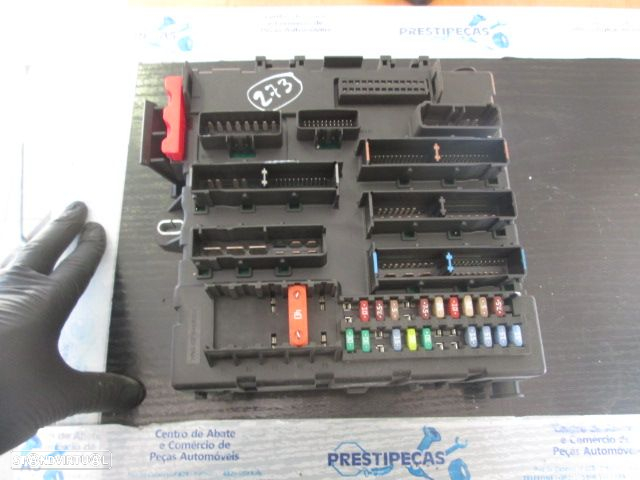 Caixa Fusiveis 13205774 OPEL VECTRA C 2005 1,9CDTI - 2