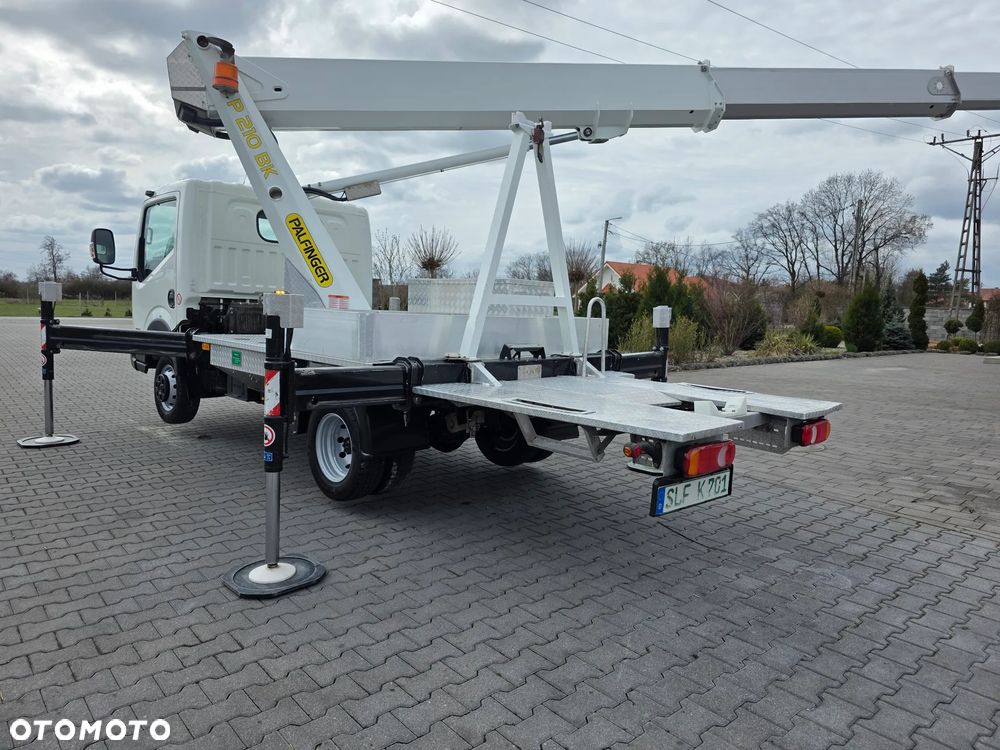 Nissan Cabstar, Palfinger P 210 BK - 9