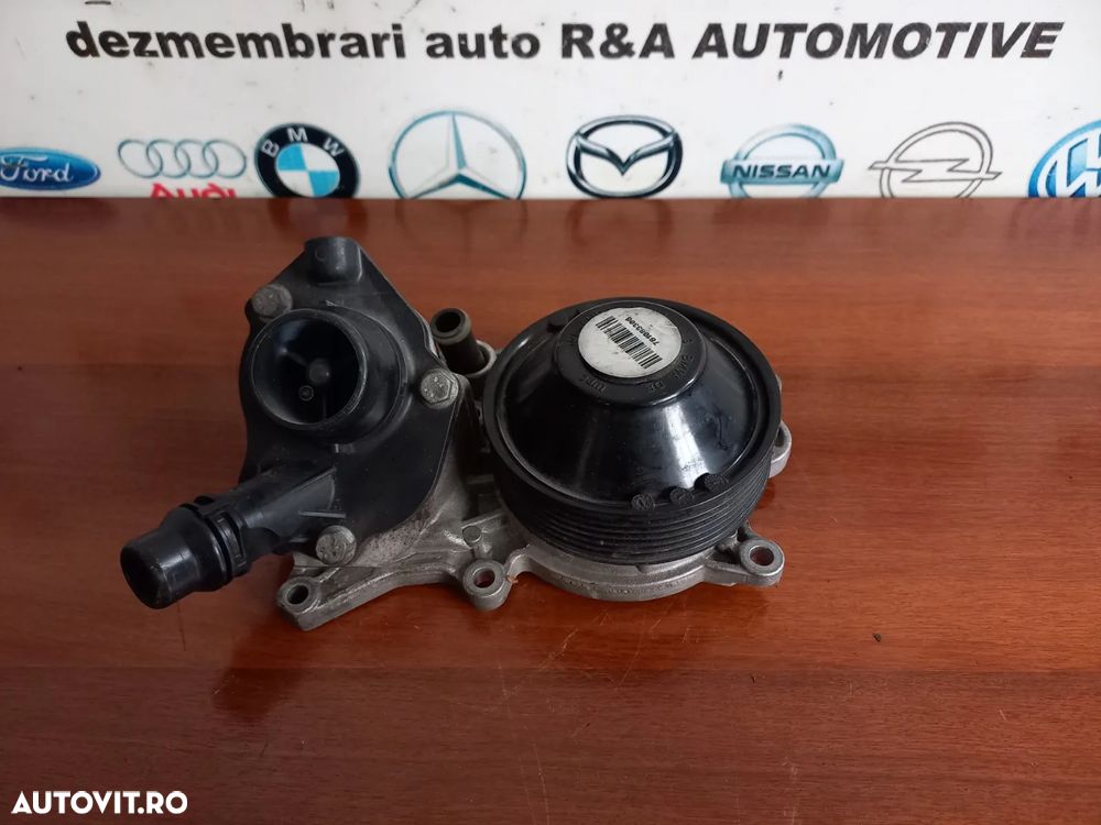 Pompa Apa Bmw N47 E90 E91 E87 F10 F11 F30 F31 F20 F21 - Dezmembrari Arad - 2