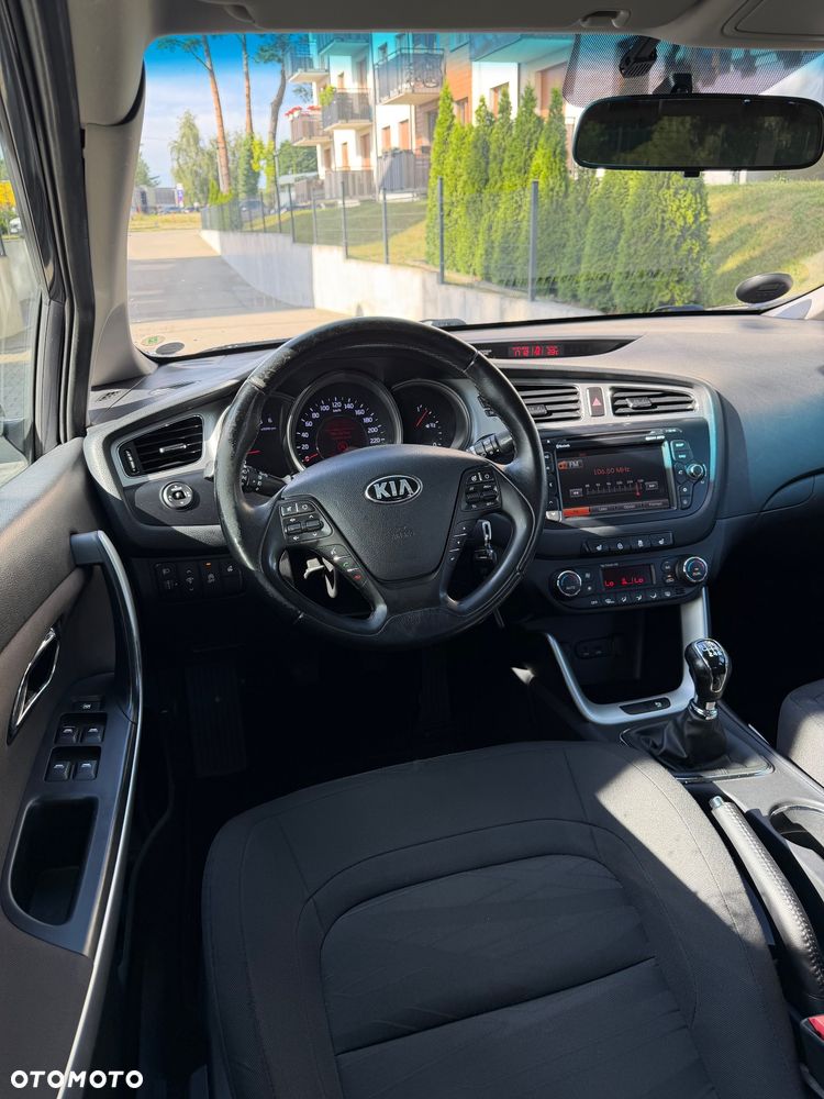 Kia Ceed - 15