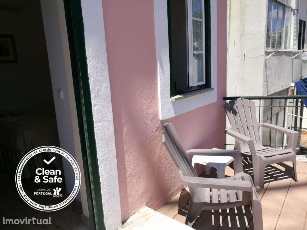 Quarto - localizado em Estrela Lisbon - Grande imagem: 4/12