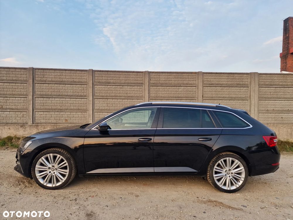 Skoda Superb ver-combi-1-4-tsi-iv-dsg-style - 36