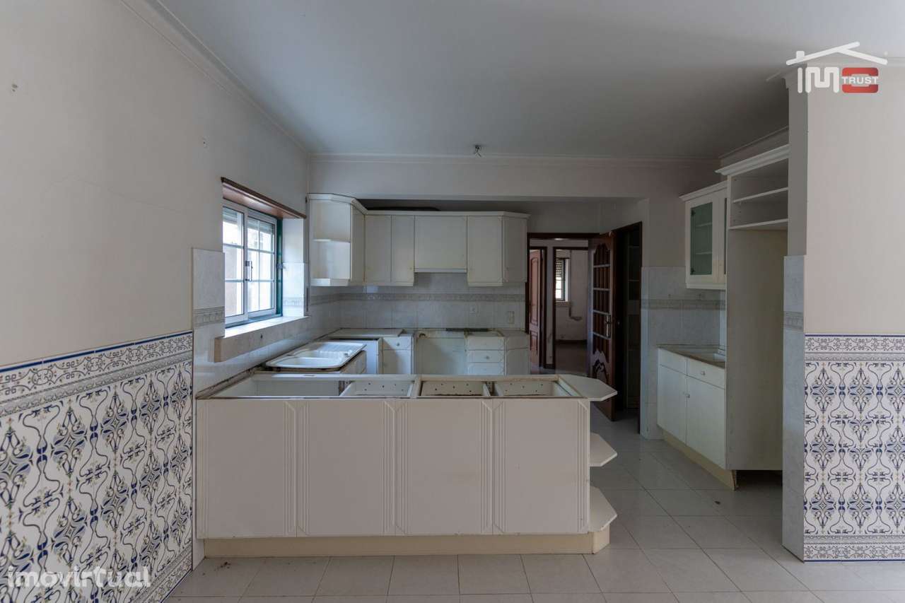 Moradia T3 - Alqueidão Ourém - Grande imagem: 2/40