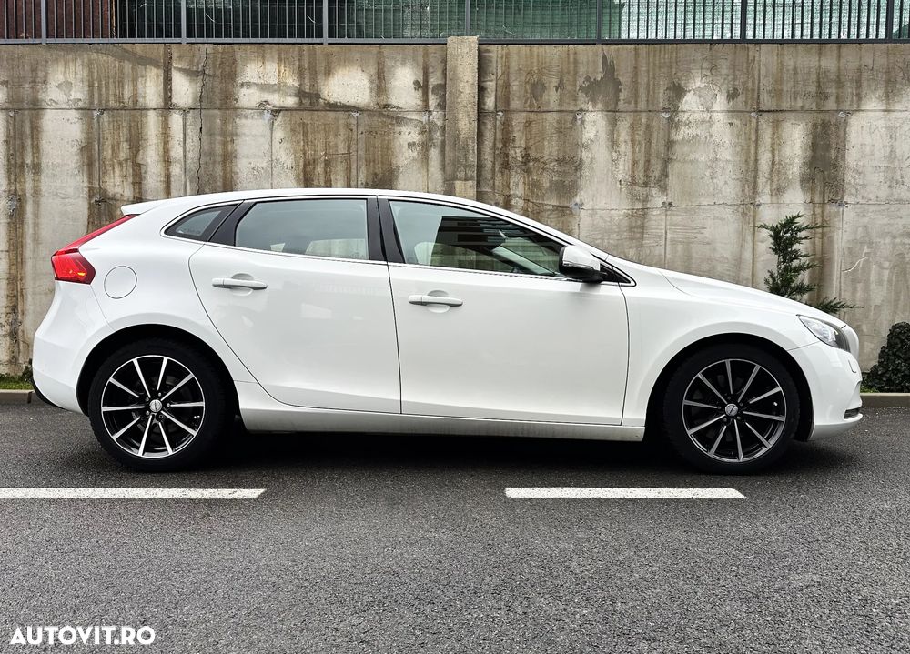 Volvo V40 D2 Geartronic Summum - 21