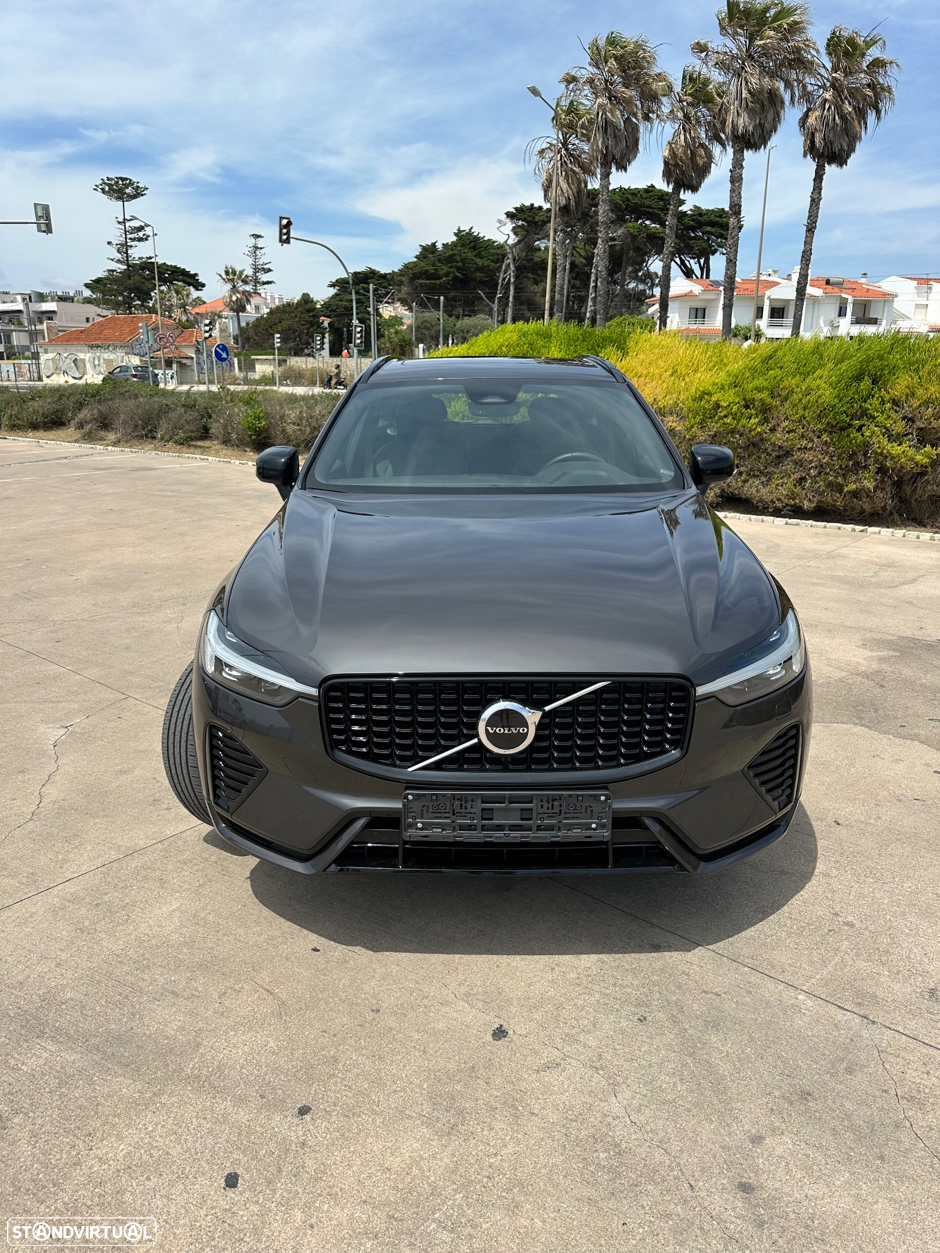 Volvo XC 60 2.0 B4 R-Design Geartronic - 34