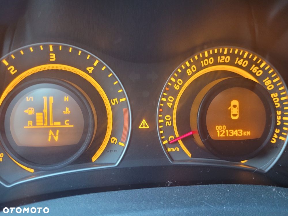 Toyota Auris - 4