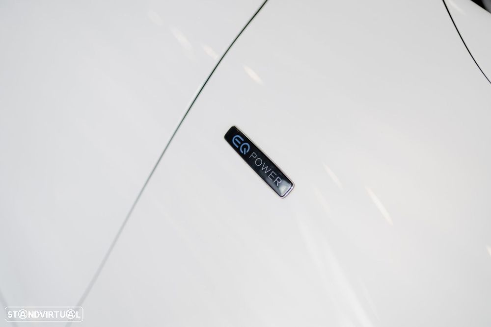 Mercedes-Benz CLA 250 e Shooting Brake AMG Line - 10