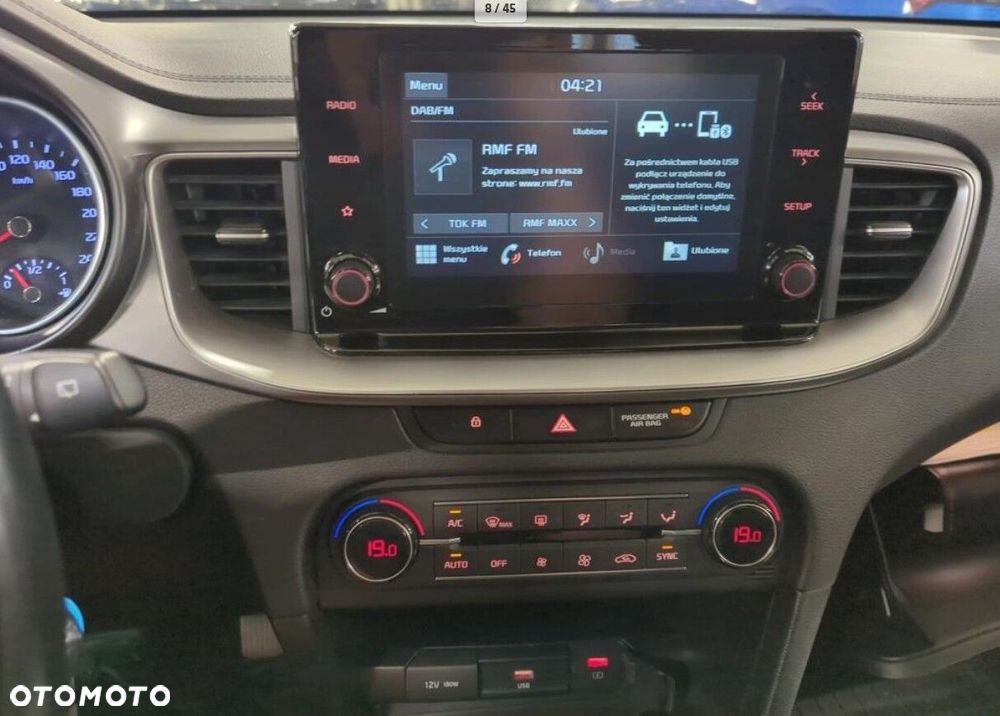 Kia Ceed 1.4 T-GDI M DCT - 4