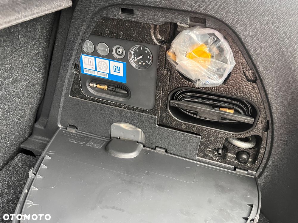 Opel Corsa 1.4 16V Edition 111 Jahre - 16