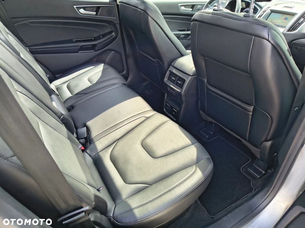 Ford Edge - 12
