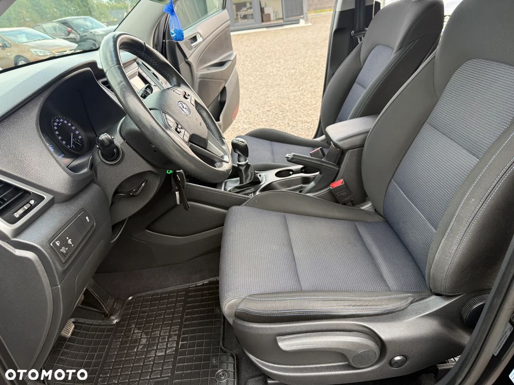 Hyundai Tucson 1.6 GDI BlueDrive Comfort 2WD - 27