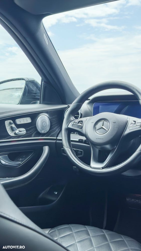 Mercedes-Benz E - 9