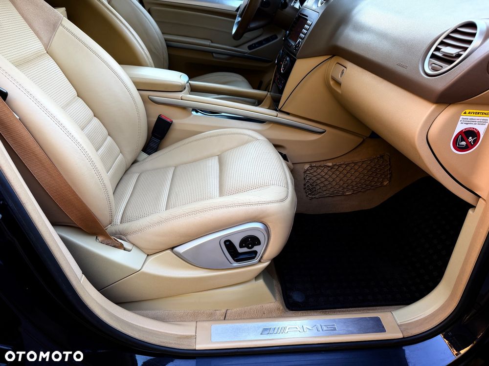 Mercedes-Benz ML 63 AMG 4Matic 7G-TRONIC - 31
