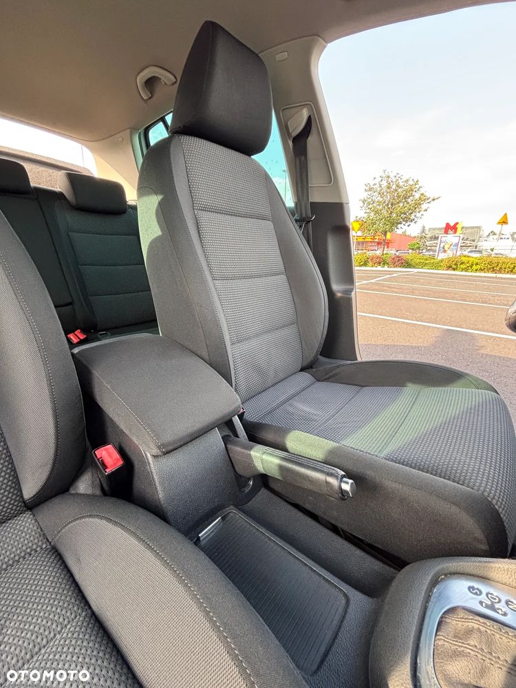 Volkswagen Golf - 14