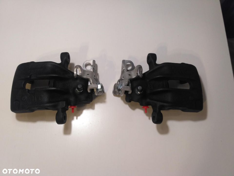 Zacisk tył Lewy Prawy Volkswagen Golf III Galaxy I Sharan Alhambra - 1