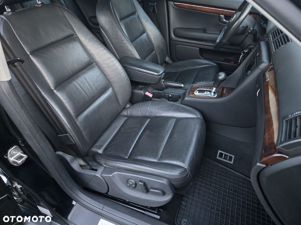 Audi A4 Limousine - 18