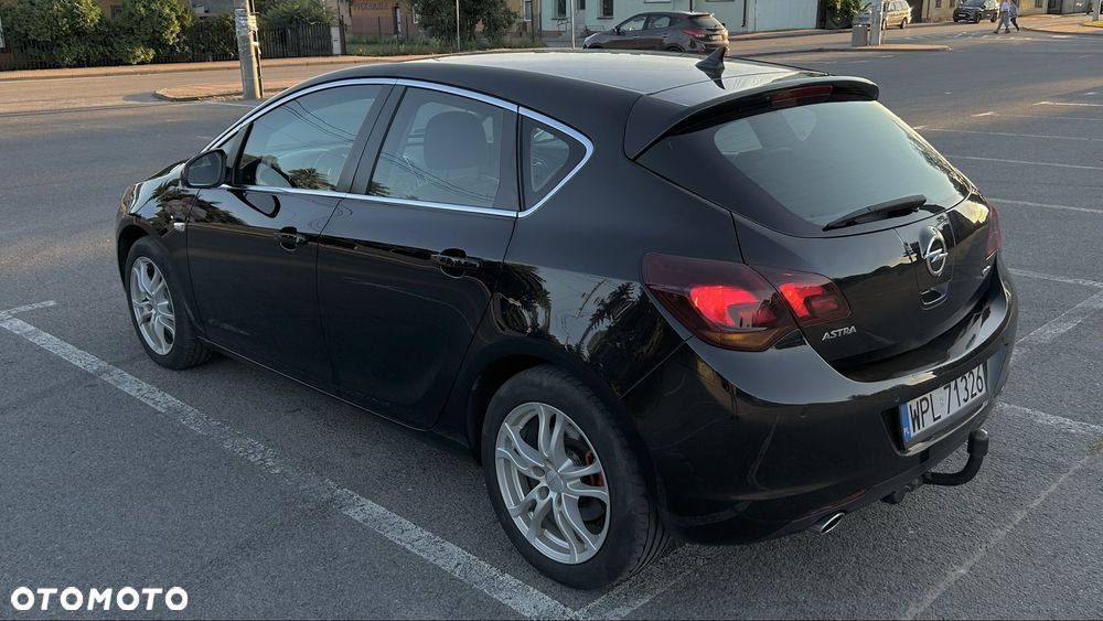 Opel Astra - 4
