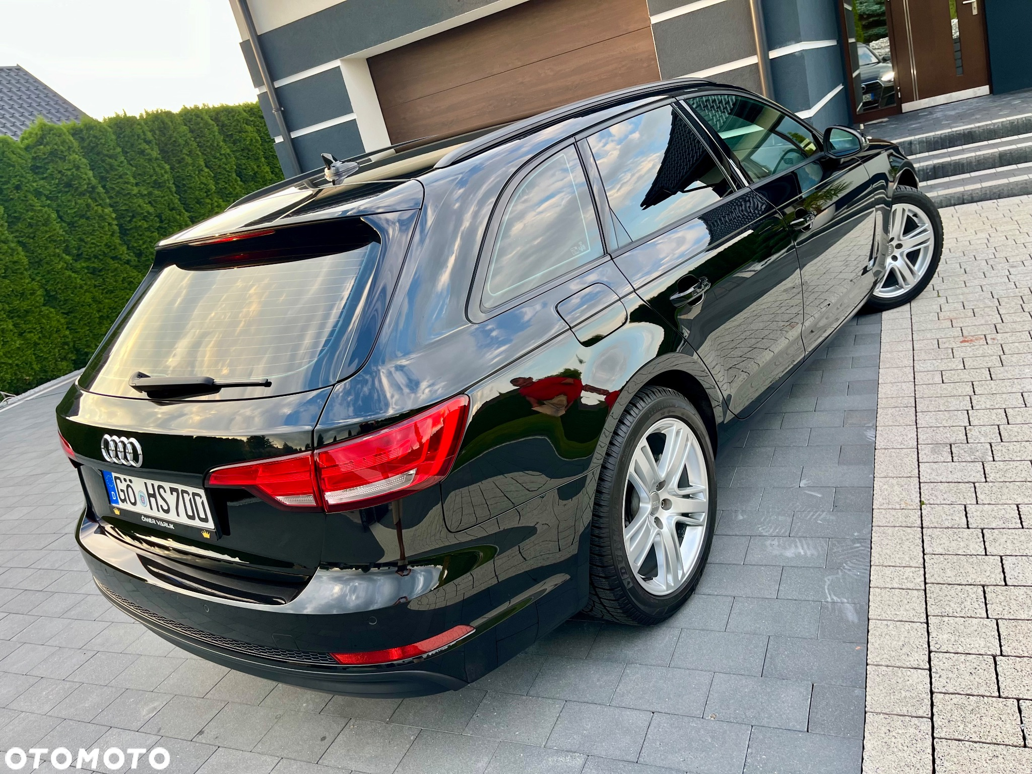 Audi A4 Avant 2.0 TDI Design S tronic - 17