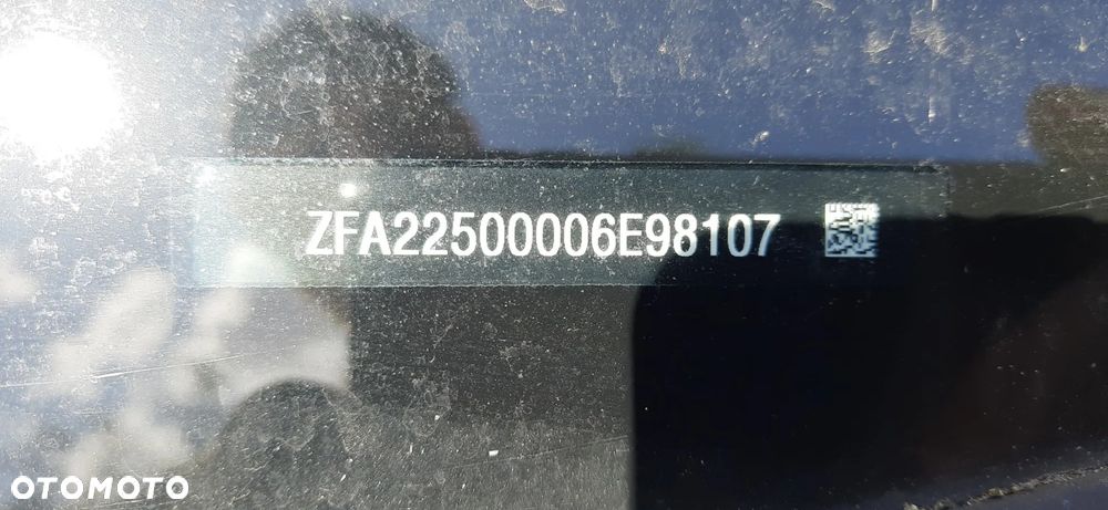 Fiat Fiorino Kombi 8V Base - 3