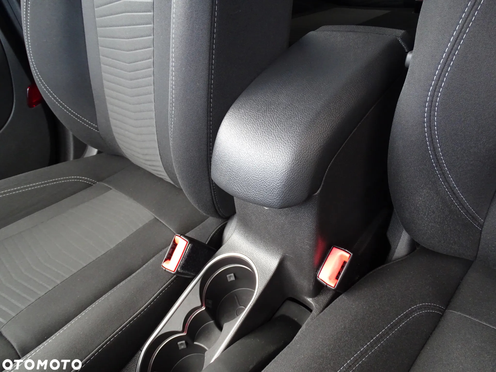 Ford Fiesta - 26