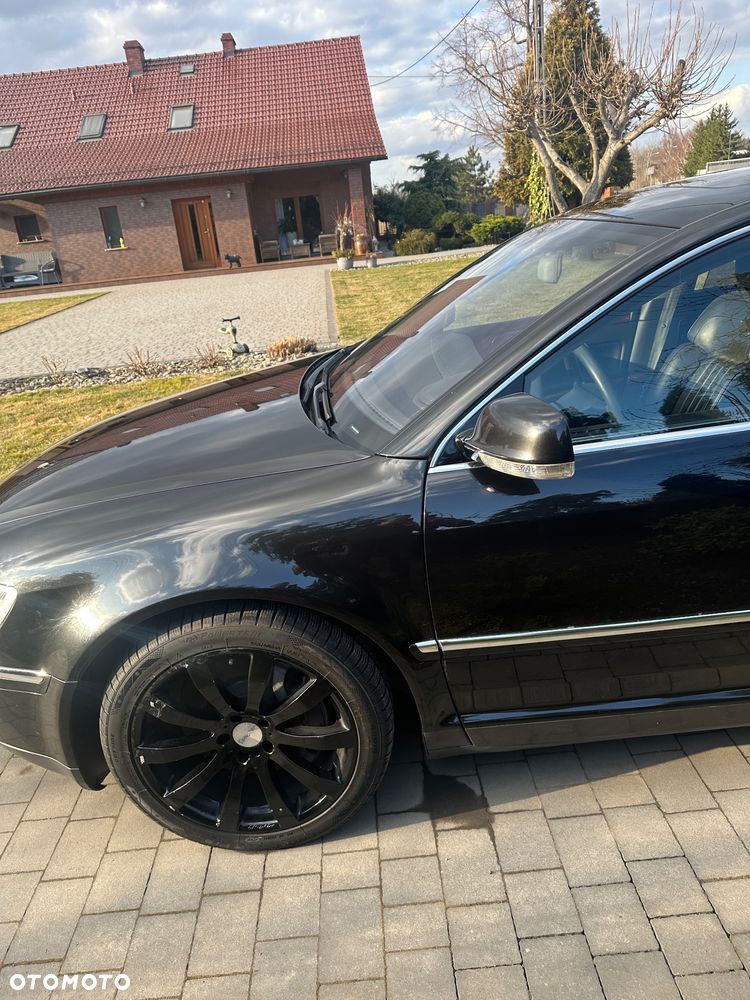 Volkswagen Phaeton - 21