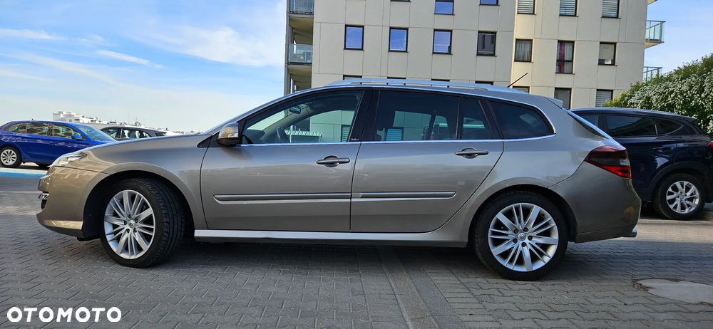 Renault Laguna dCi 175 FAP Initiale - 2