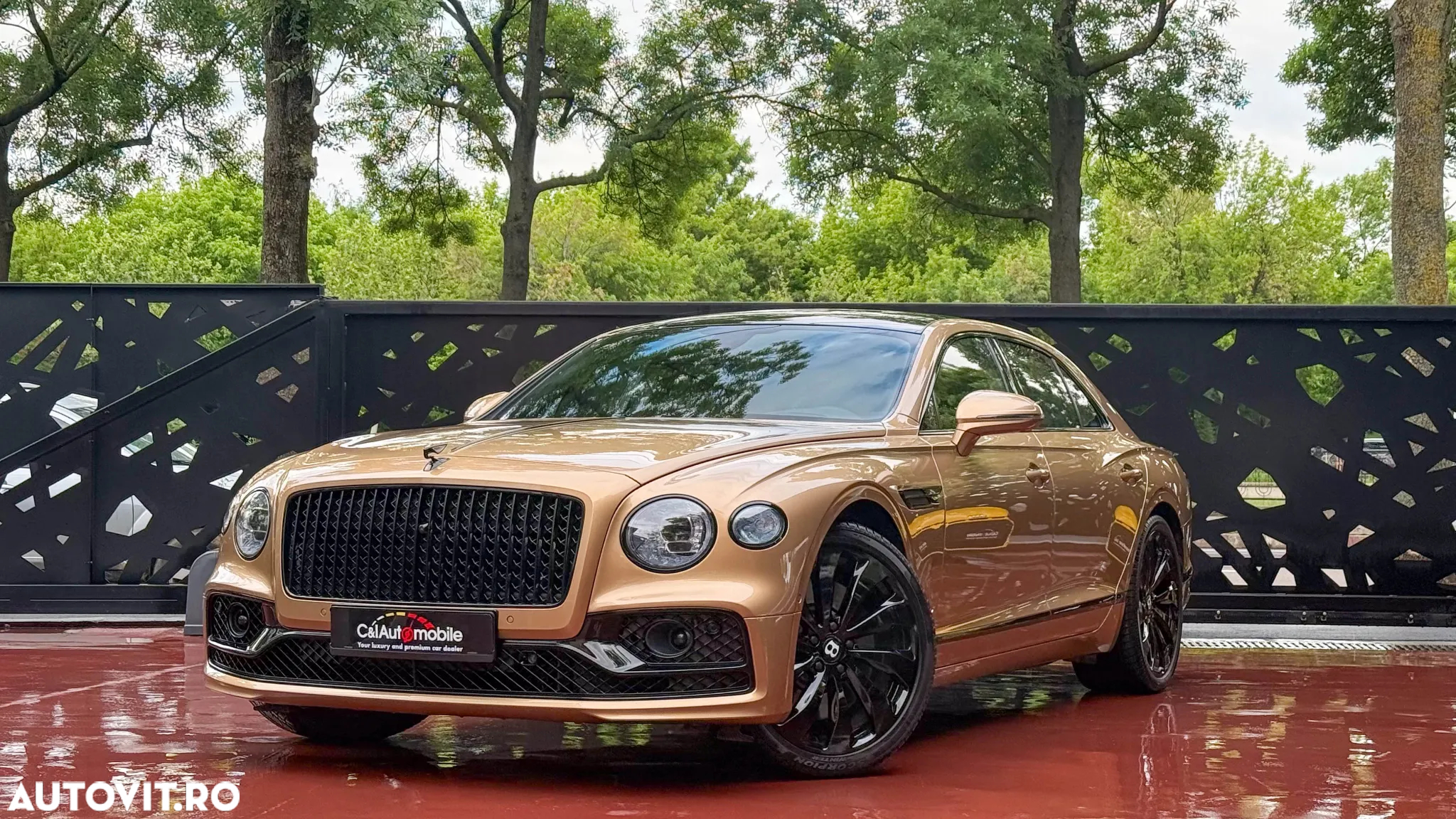Bentley Flying Spur New Hybrid - 3