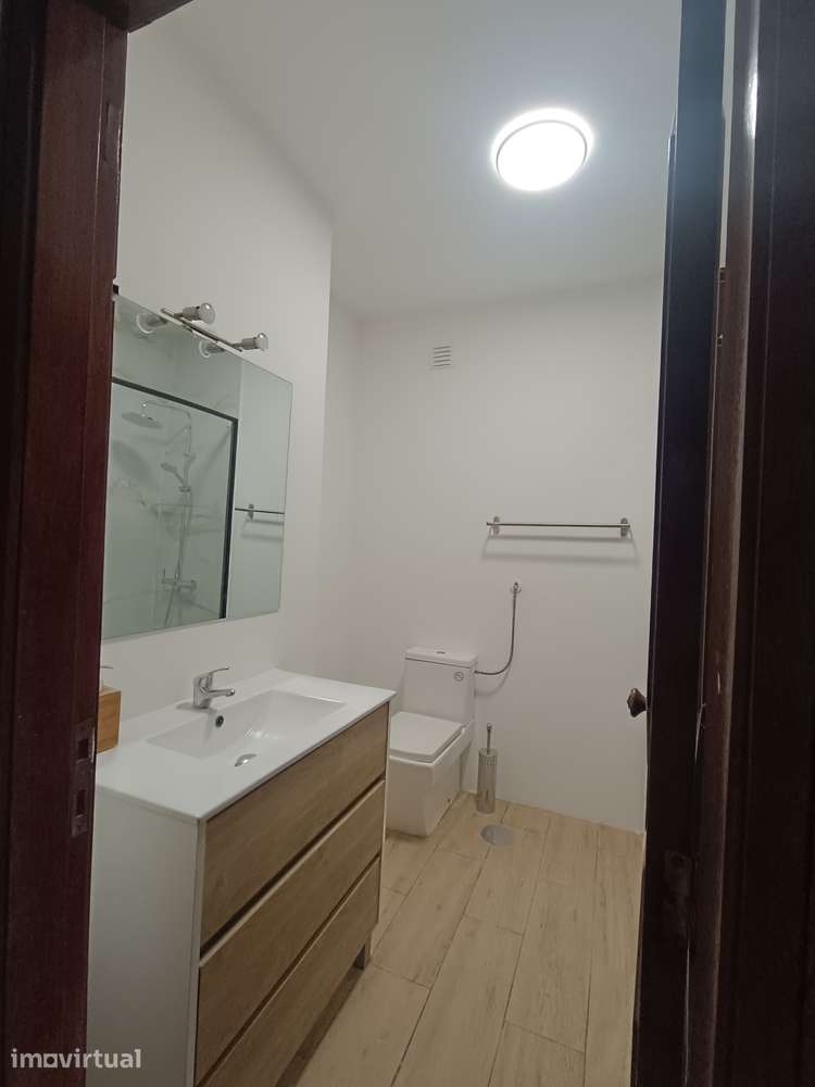 T2+1 COM GRANDE TERRAÇO (40m²), GARAGEM E ELEVADOR - Grande imagem: 5/12