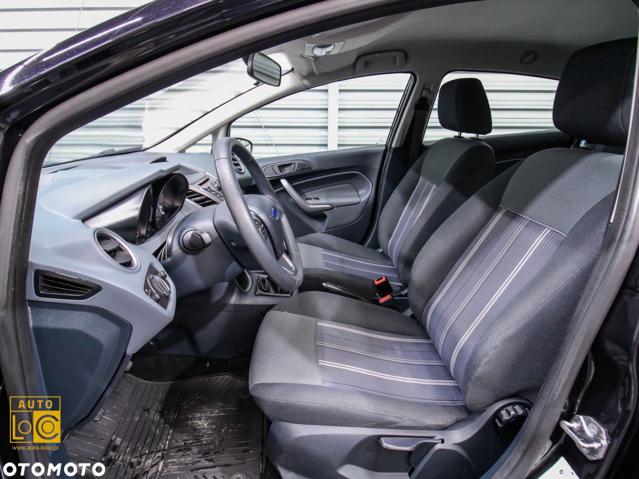 Ford Fiesta 1.25 Ambiente - 11