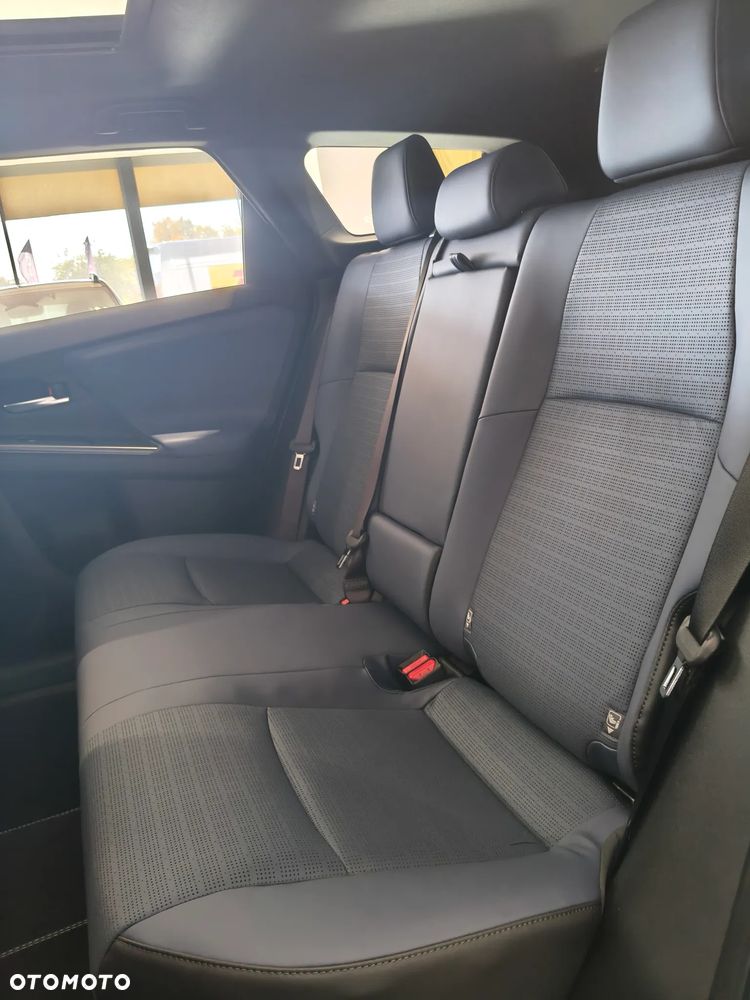 Subaru E-Outback - 24