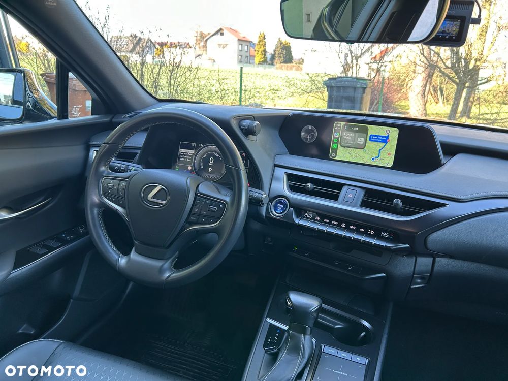 Lexus UX 250h GPF F Impression 2WD - 11