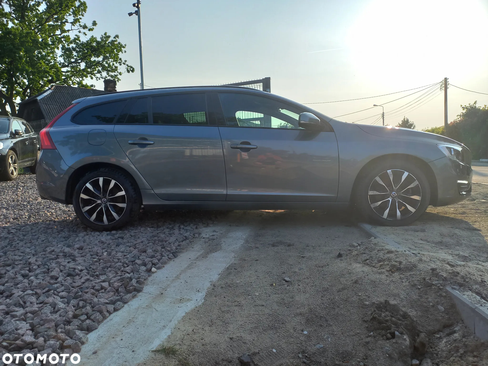 Volvo V60 D2 Drive-E Momentum - 9
