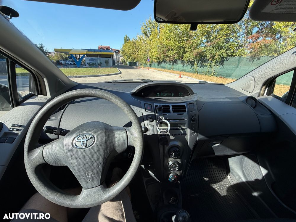 Toyota Yaris 1.0 VVT-i Terra - 13