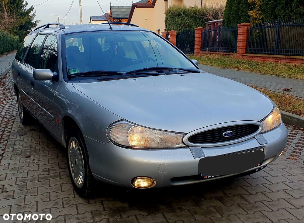 Ford Mondeo - 10