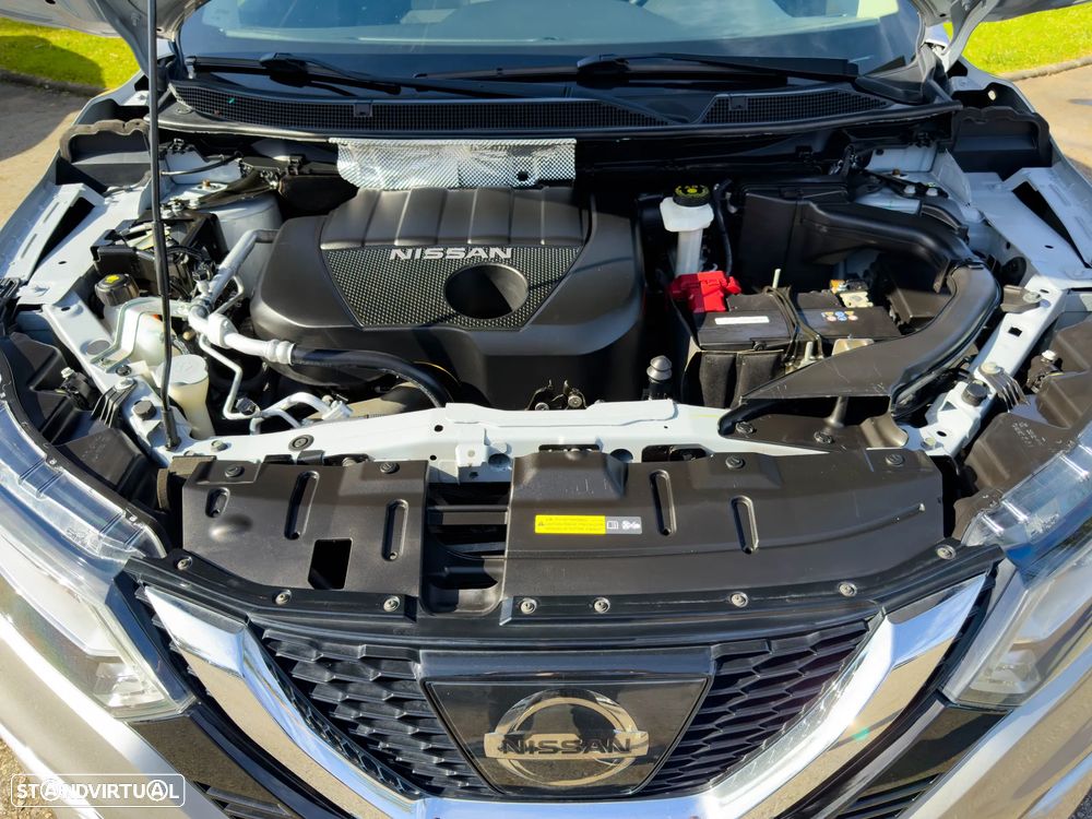 Nissan Qashqai 1.5 dCi N-Connecta 18 - 10