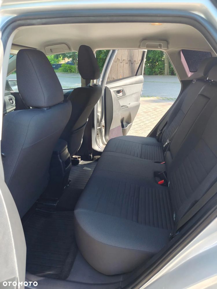 Toyota Auris - 21