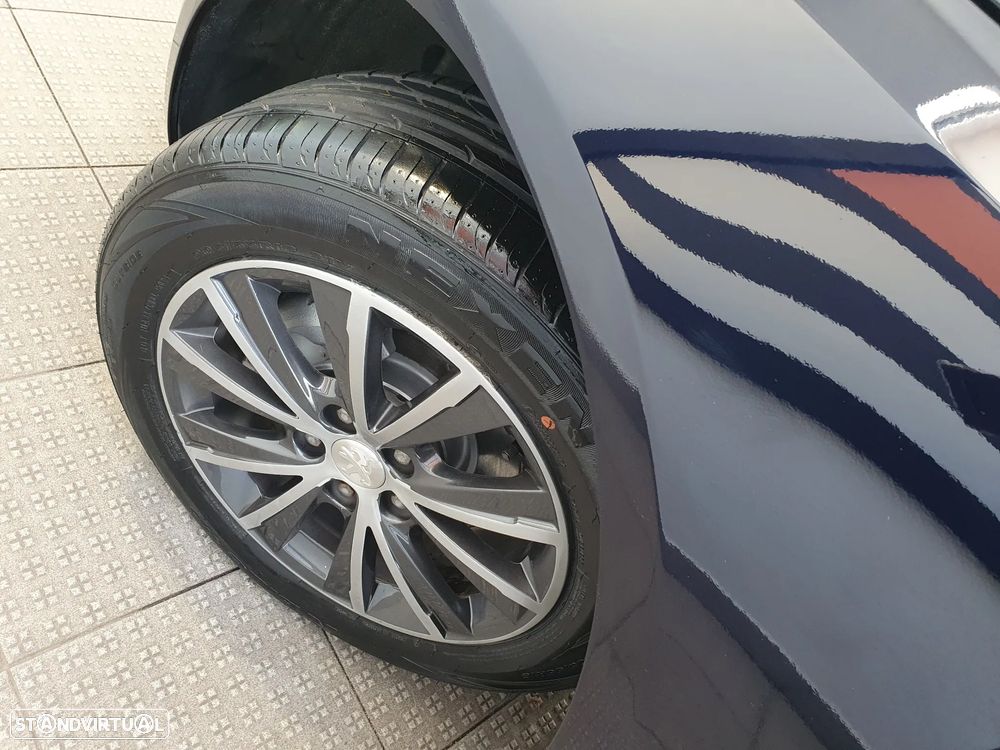 Peugeot 308 SW BlueHDi 120 Stop & Start Style - 21