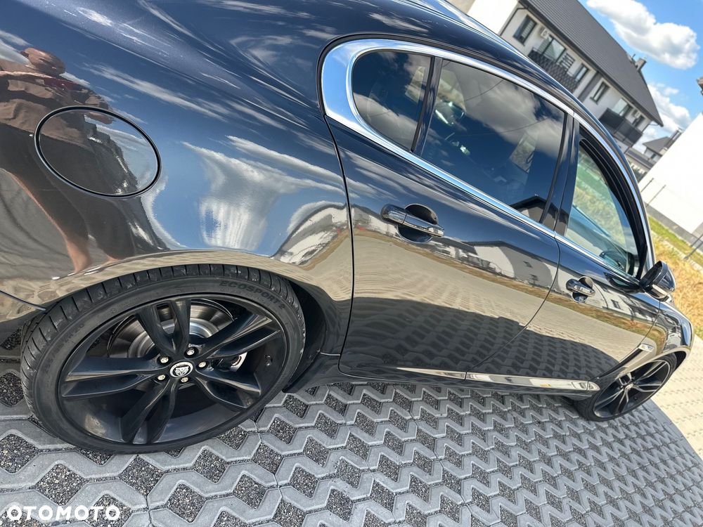 Jaguar XF 2.2 D Premium Luxury - 10
