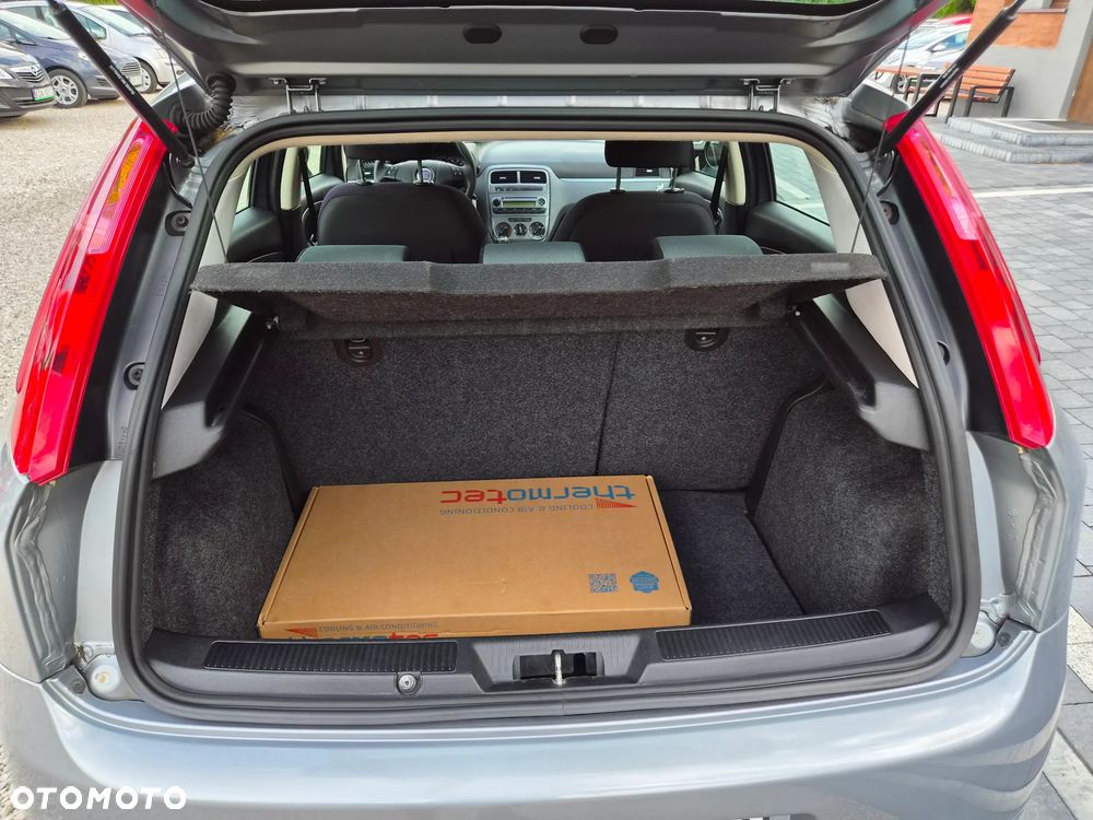 Fiat Grande Punto - 19