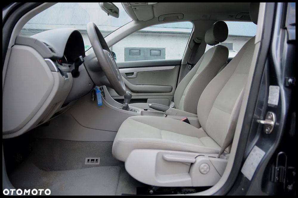 Audi A4 Avant - 6
