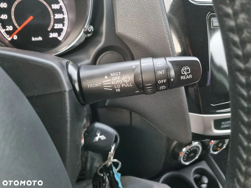 Mitsubishi ASX - 21