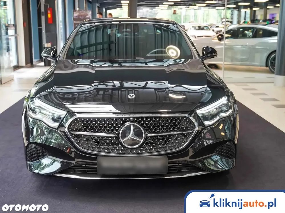 Mercedes-Benz Klasa E 200 mHEV 4-Matic Avantgarde 9G-Tronic - 2