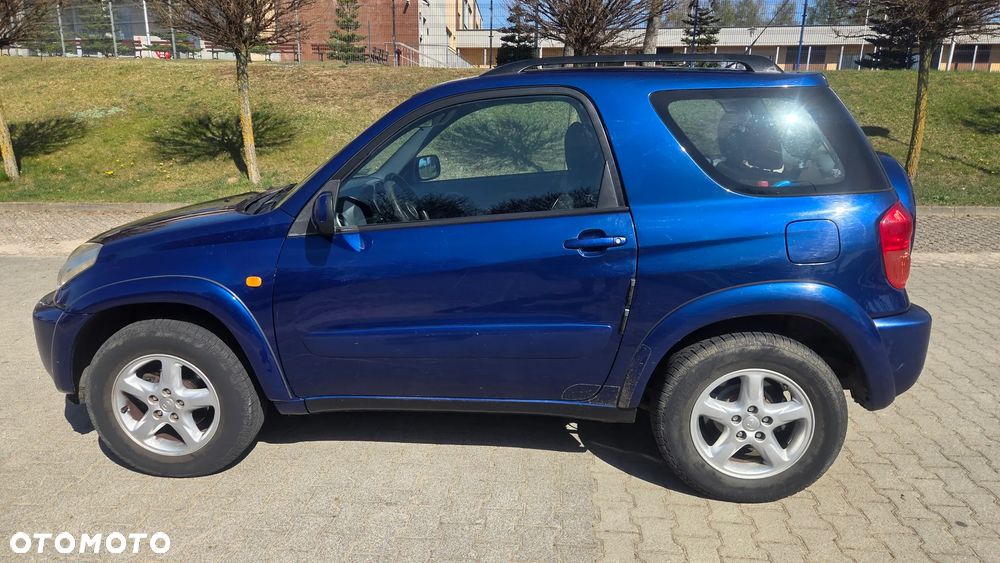 Toyota RAV4 - 1